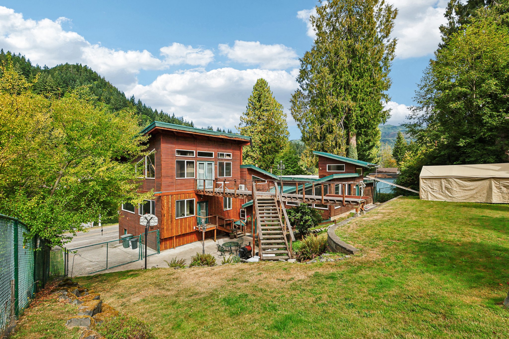 W Lake Samish Dr-S1309-062.jpg