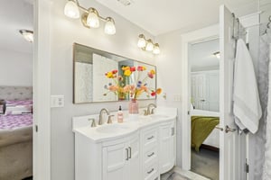 NE 87th Ave-S2409-035.jpg
