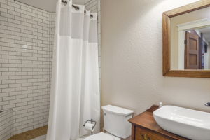  Photo 38