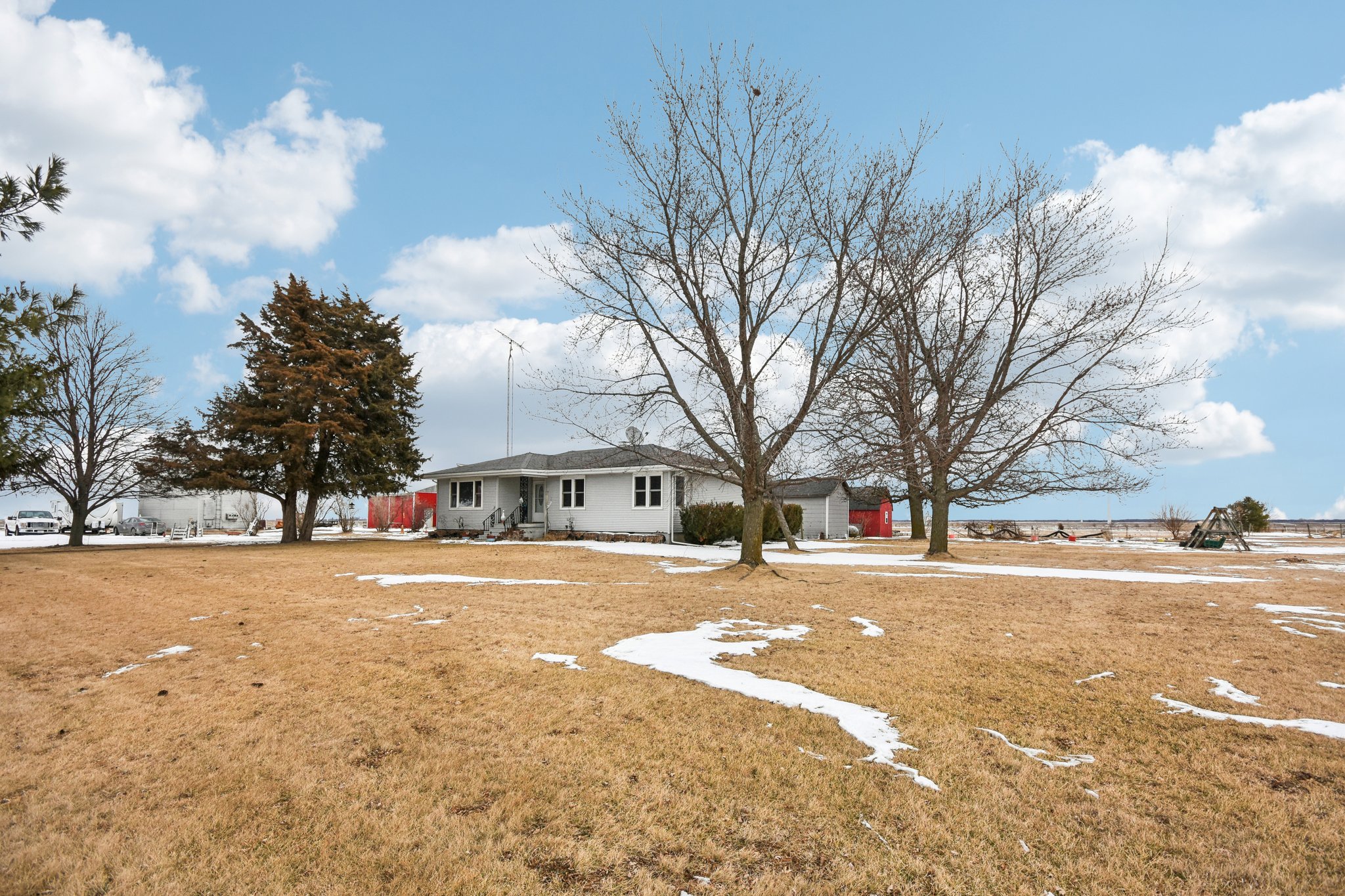 S Swell Rd-S0502-002.jpg