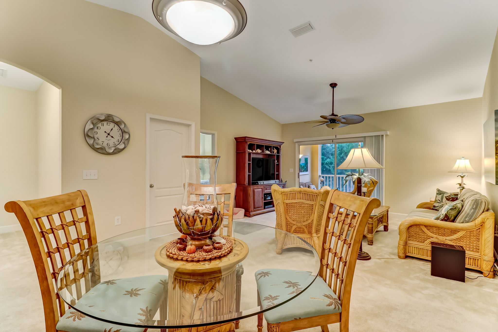 Dining Room/Living Room