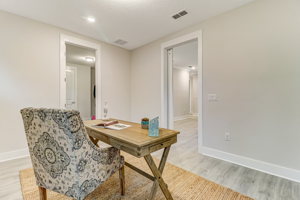 Bedroom/Office
