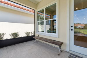 Screened-in Porch