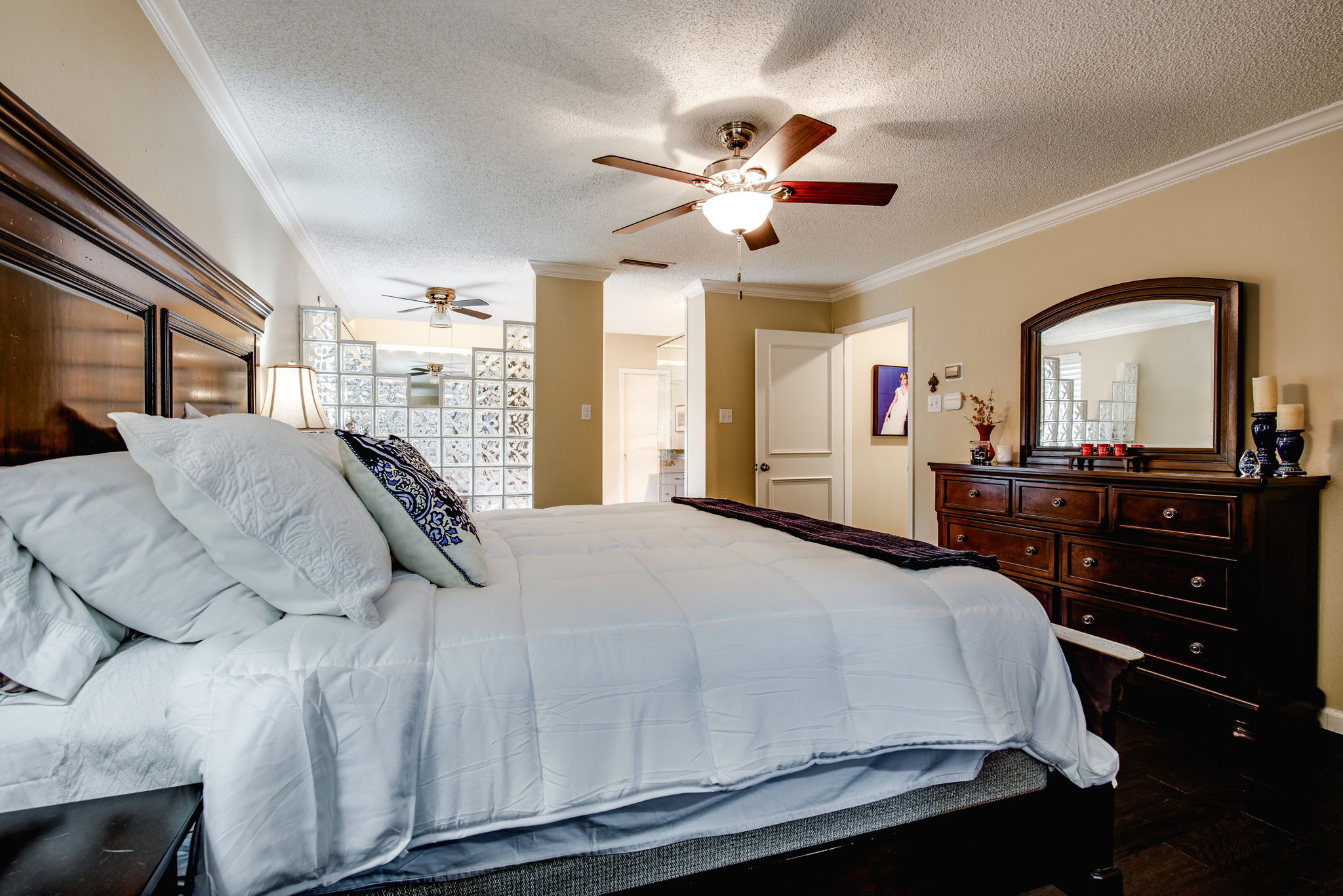 9612 Orchard Hill, Dallas, TX 75243 Elemby Photography