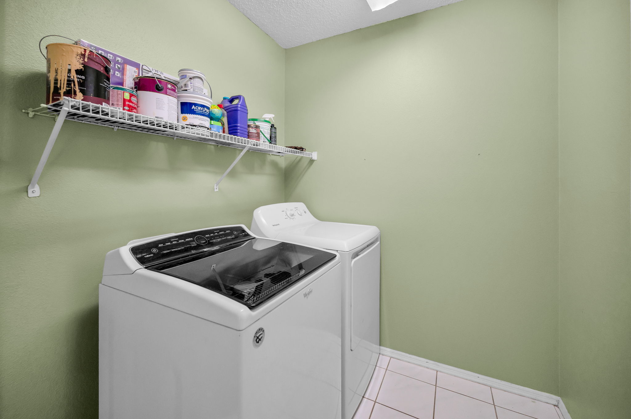 Laundry Room-3