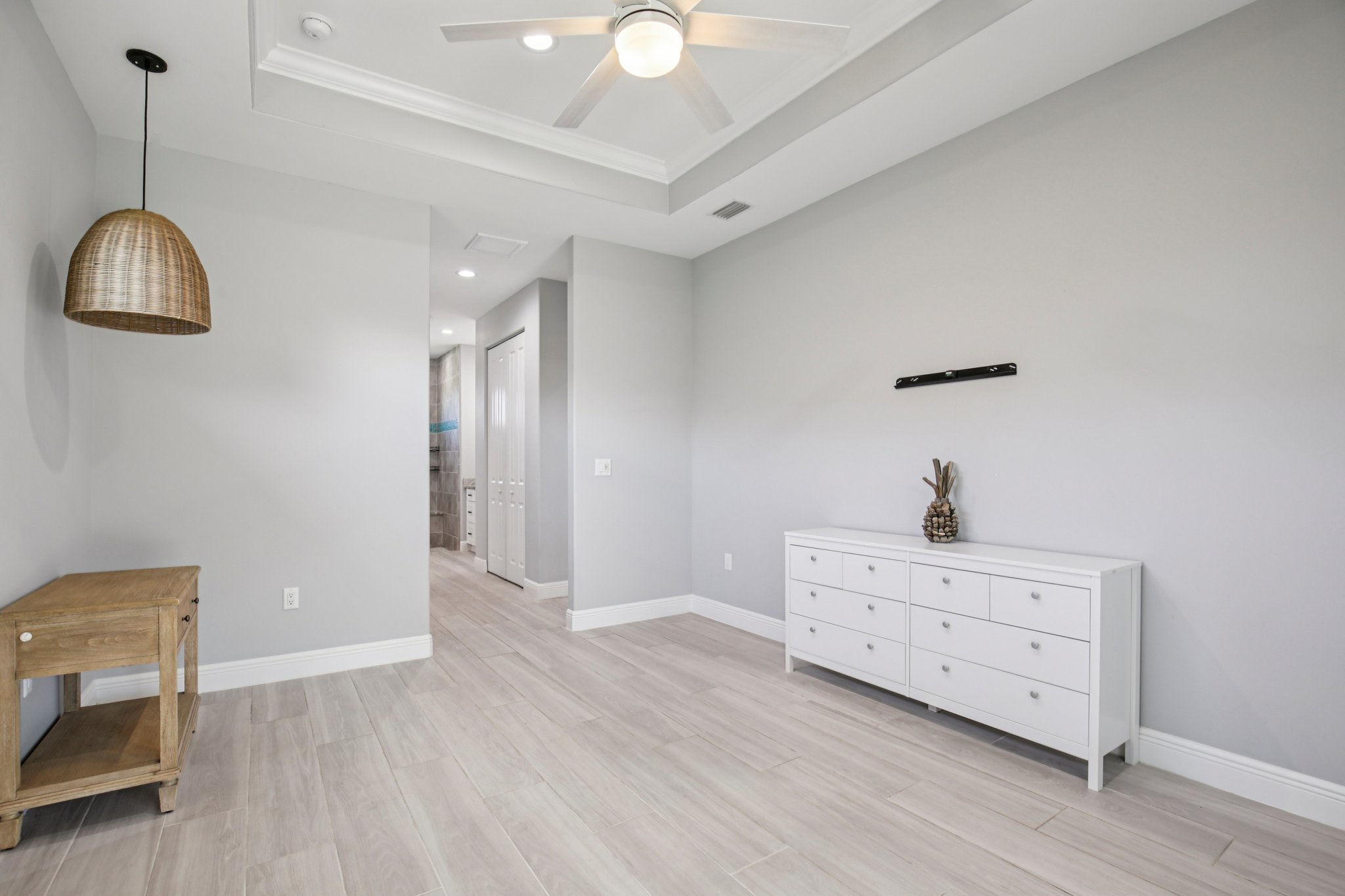 Miami Cir-S1104-020.jpg