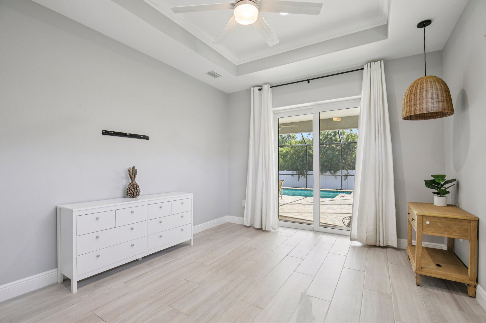 Miami Cir-S1104-021.jpg