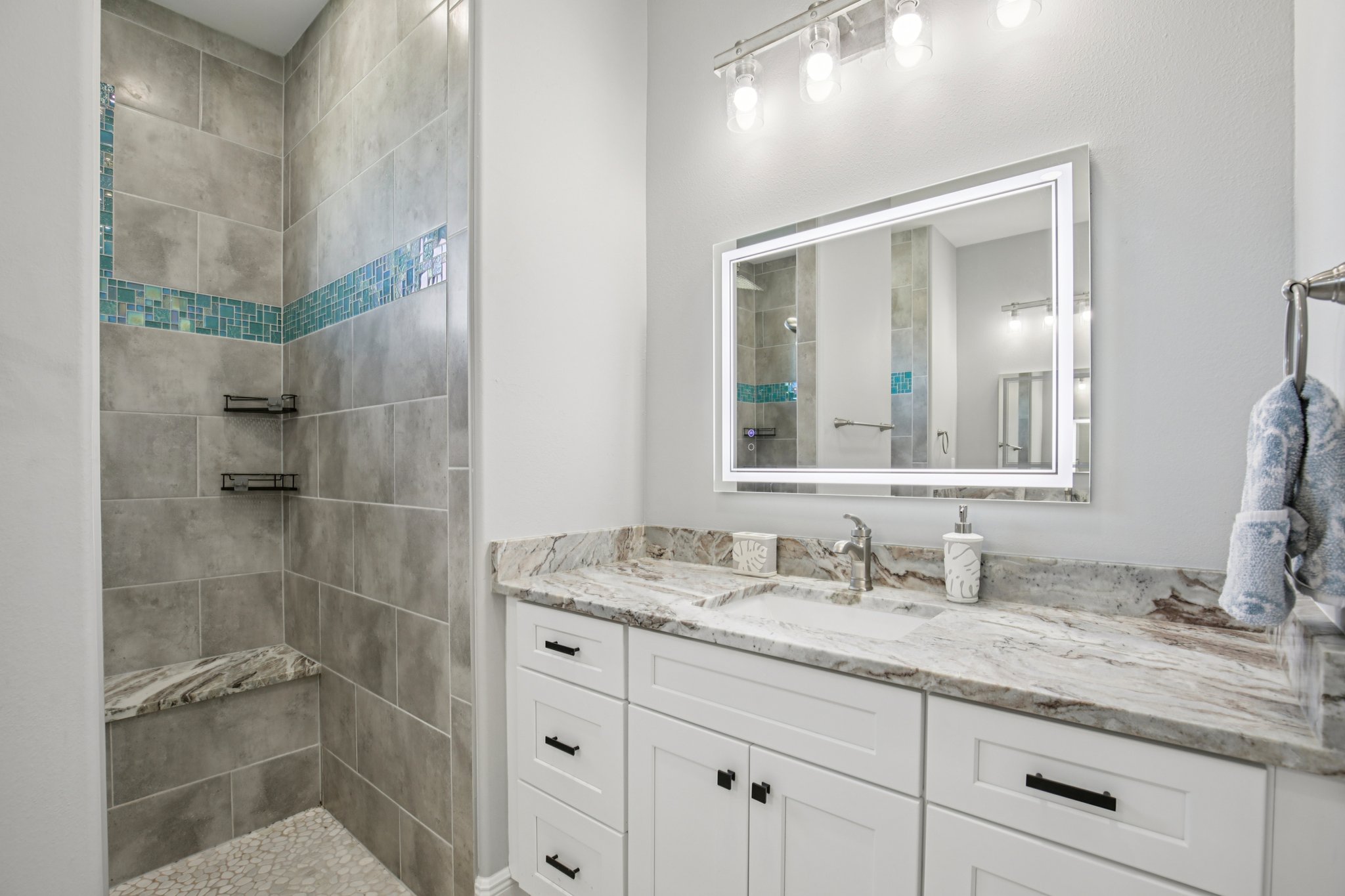 Miami Cir-S1104-022.jpg