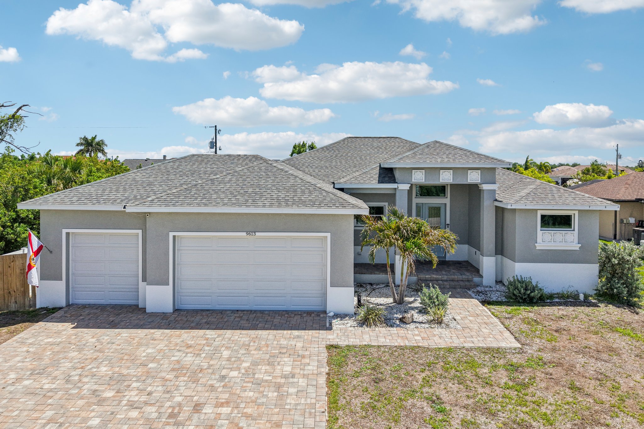 Miami Cir-S1104-039.jpg