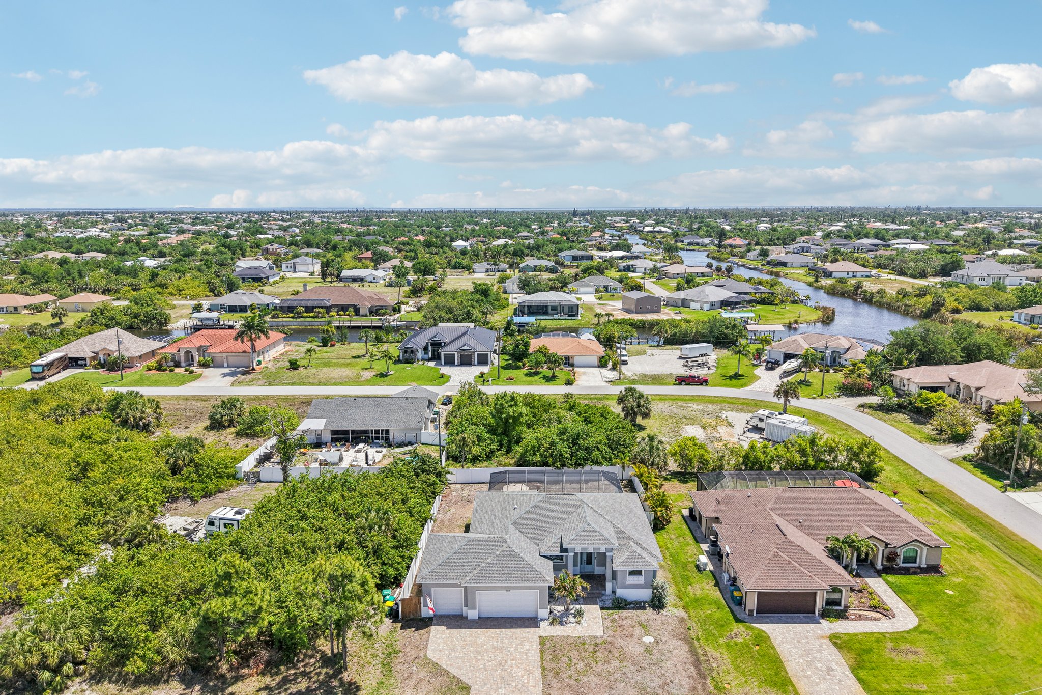 Miami Cir-S1104-042.jpg