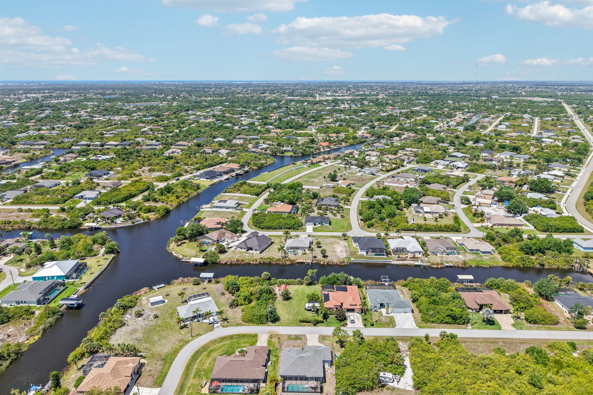 Miami Cir-S1104-045.jpg