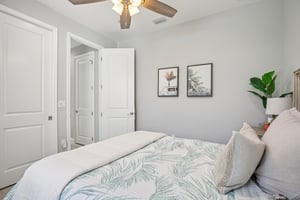 Miami Cir-S1104-029.jpg