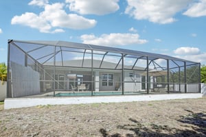 Miami Cir-S1104-037.jpg