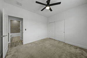  Photo 30