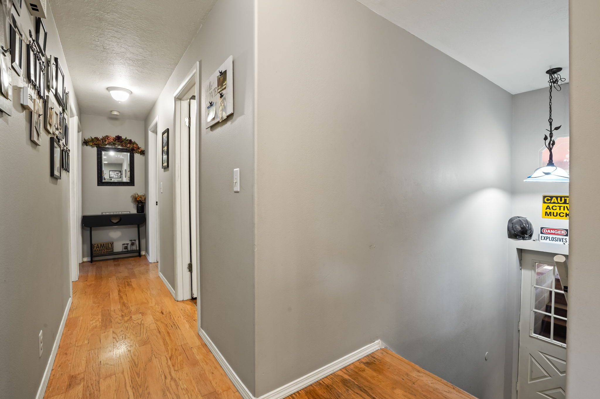 Hallway/ Staircase