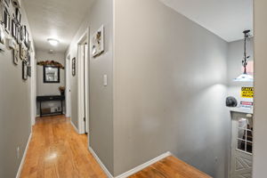 Hallway/ Staircase