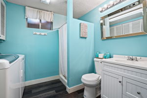 Guest Bath 2/ Laundry Room