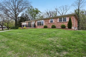 Yorkshire Estates Dr-S1104-003.jpg