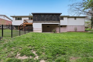 Yorkshire Estates Dr-S1104-033.jpg