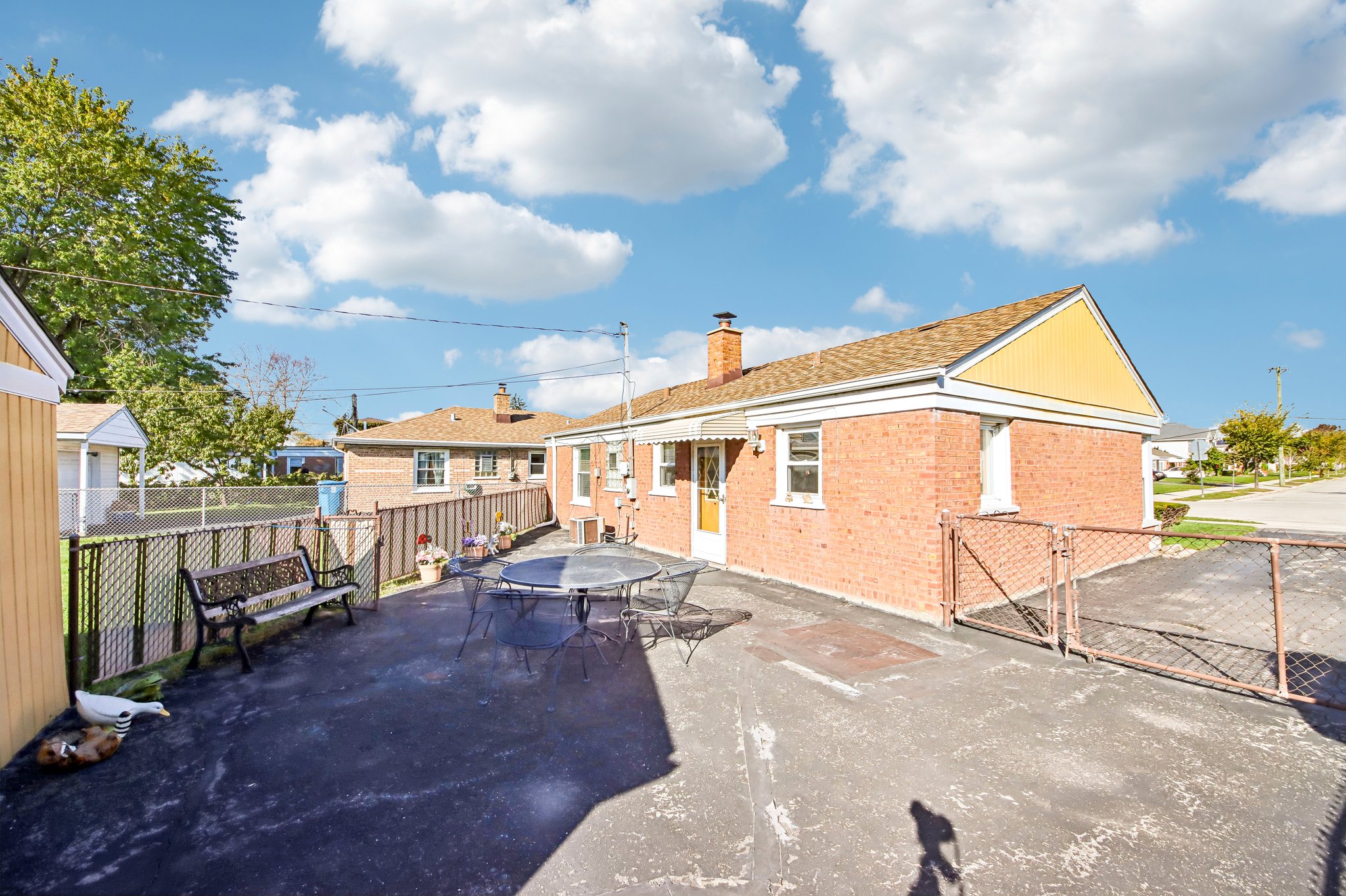 Richard Ave-S2310-021.jpg