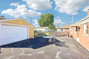 Richard Ave-S2310-020.jpg