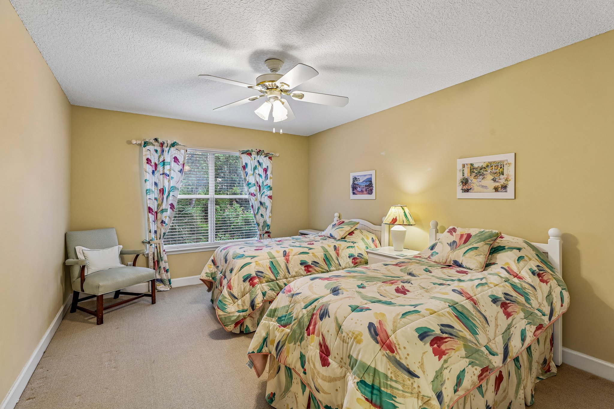 Marsh Lakes Dr-S1305-046.jpg
