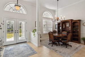 Foyer/Dining Room