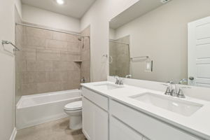 San Antonio East - Catalina - 9619 Grand Via Blvd Converse TX 78109 - 030