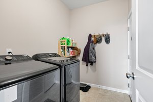  Photo 35