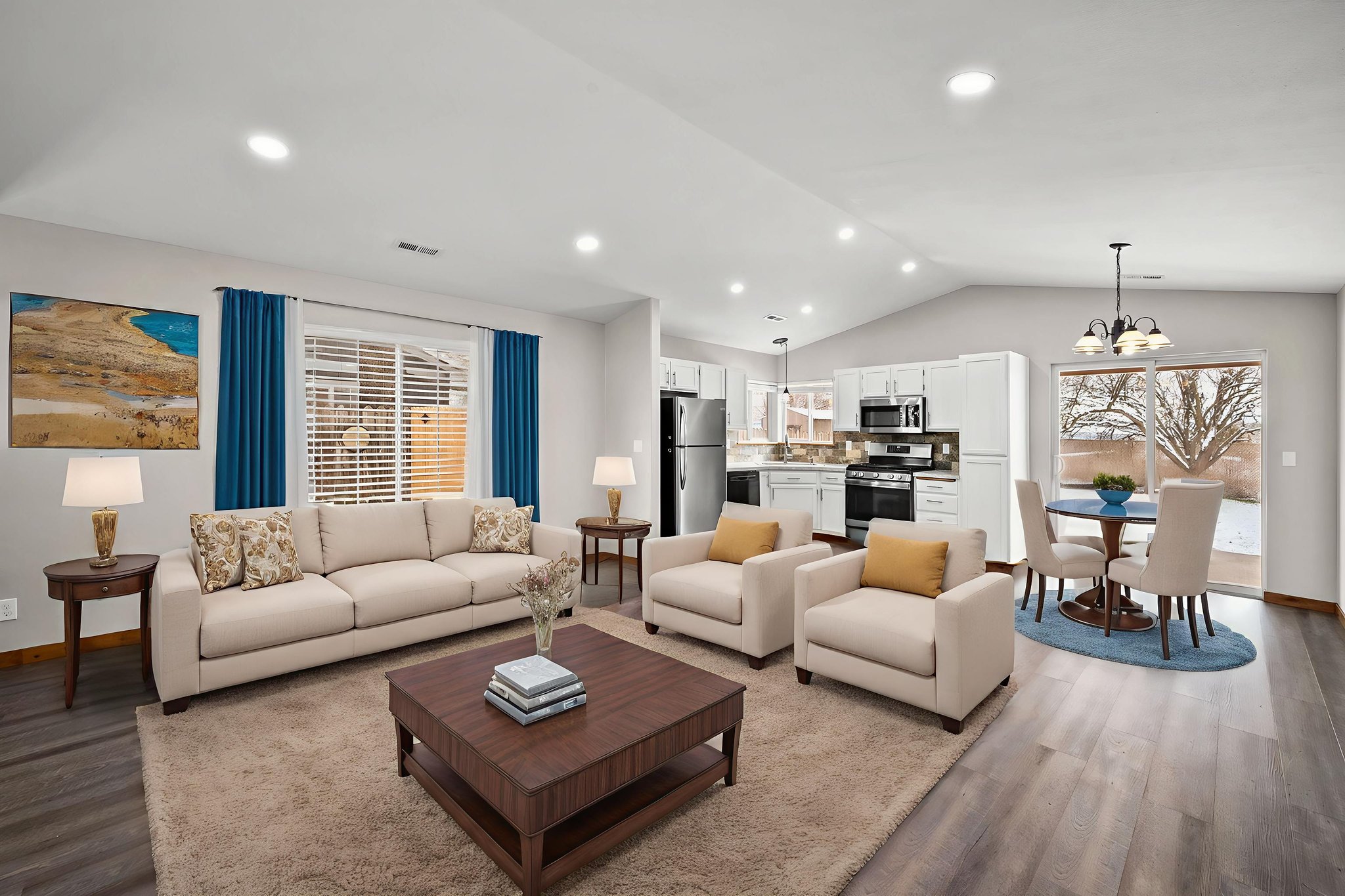 DSC_2962 virtually staged.jpeg