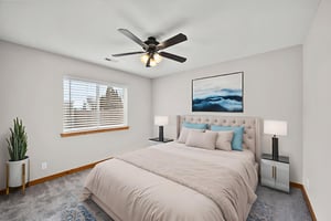 DSC_2970 virtually staged.jpeg