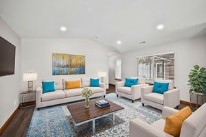 DSC_2954 virtually staged.jpeg