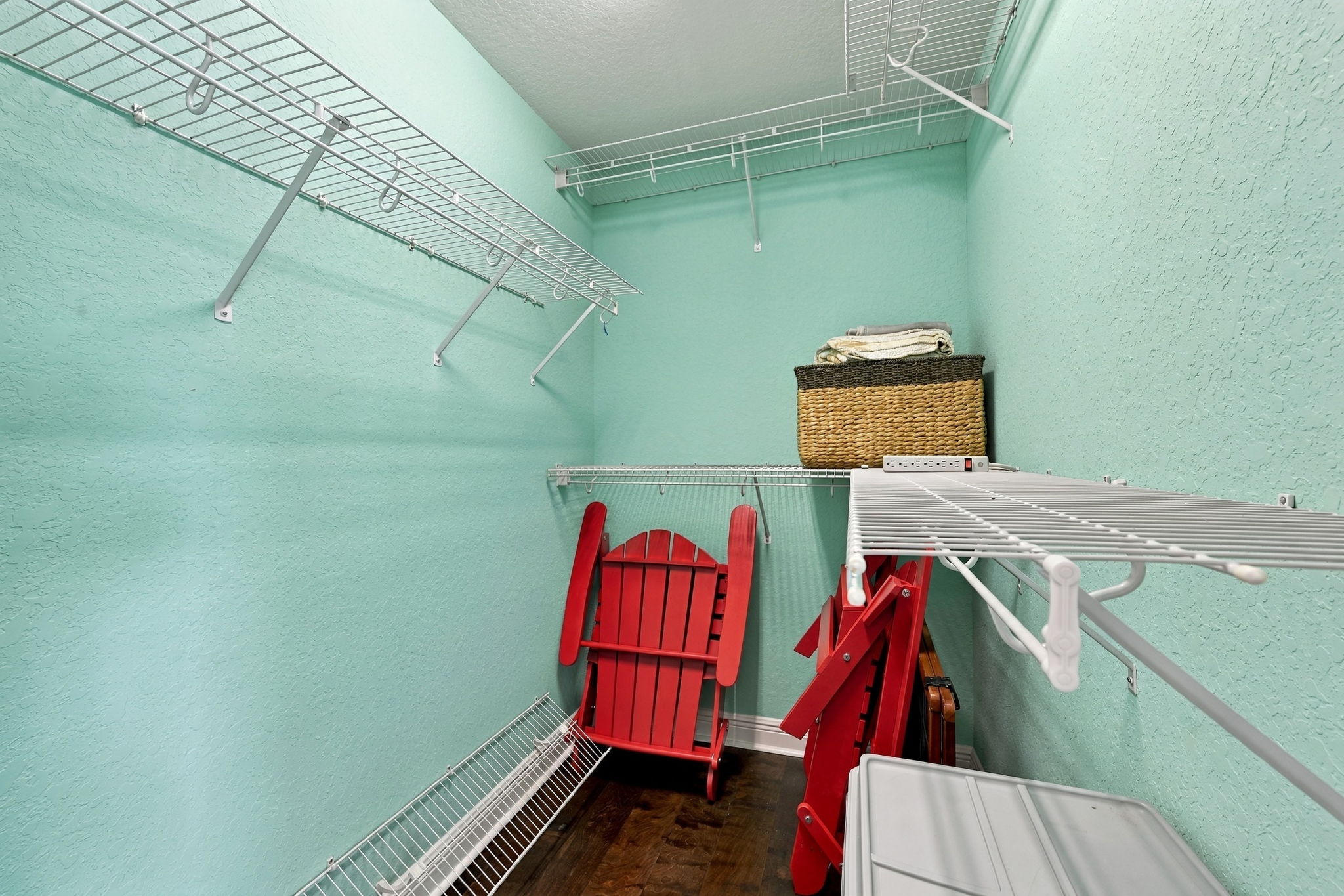 Upper Level Bedroom3 Closet2