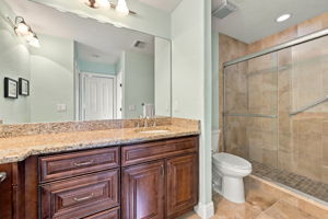 Upper Level Bathroom2