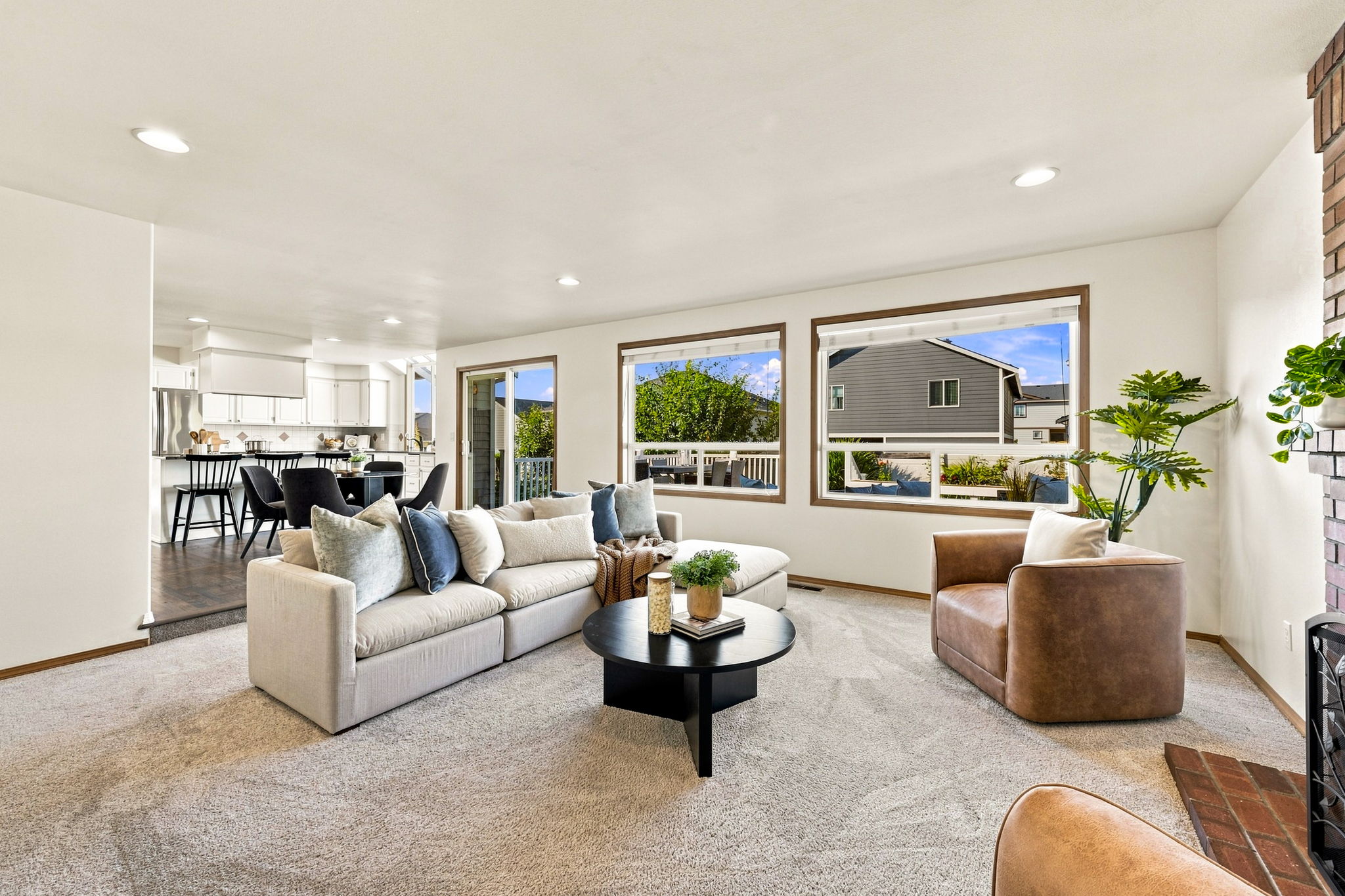 Family Room 1-1