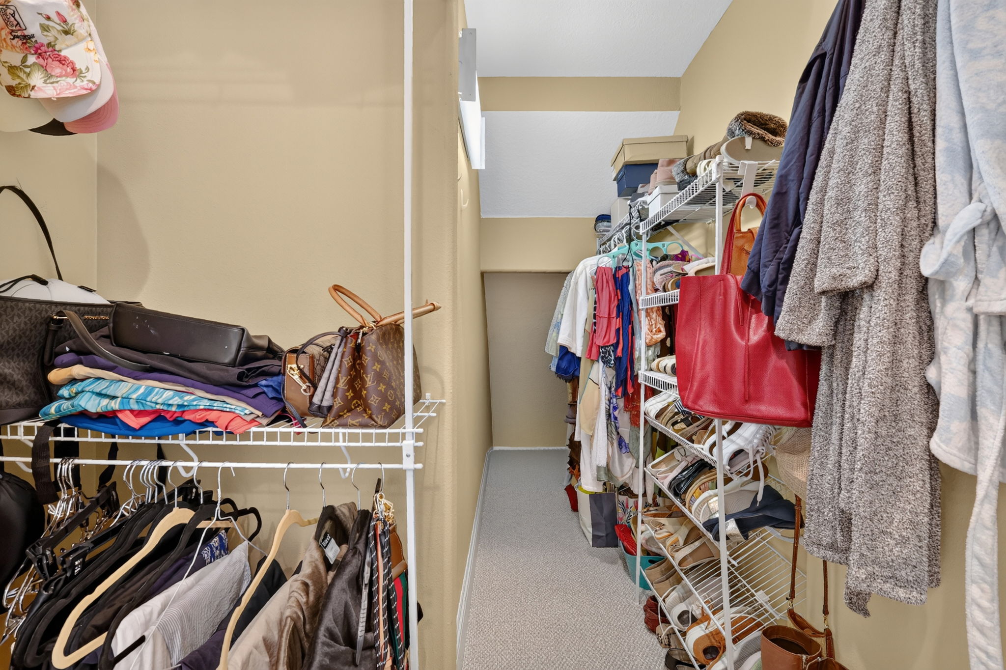 Walk-In Closet Bedroom #2