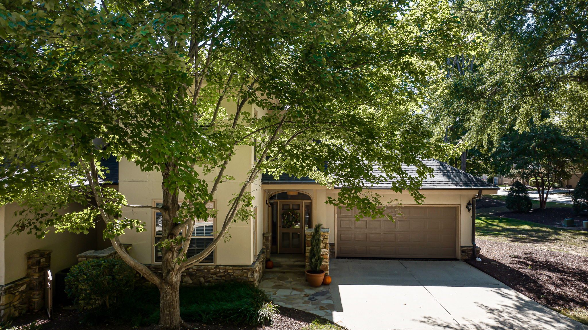 96200 Carteret, Chapel Hill, NC 27517, USA Photo 5