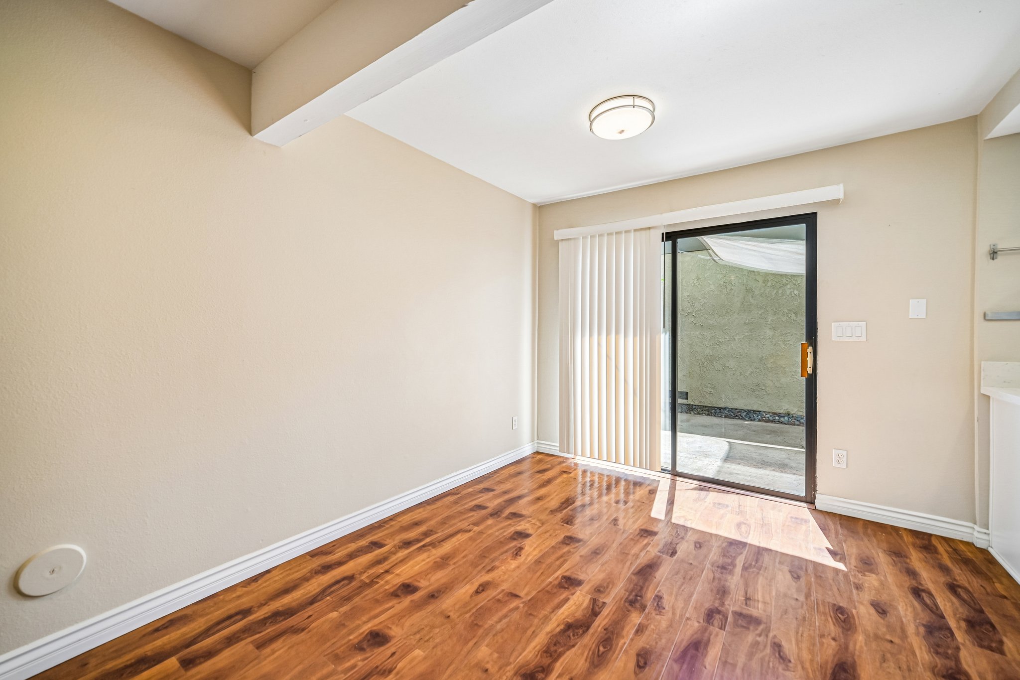 Sepulveda Blvd 5-S1206-007.jpg