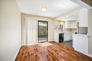 Sepulveda Blvd 5-S1206-008.jpg