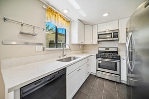 Sepulveda Blvd 5-S1206-011.jpg