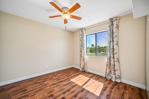 Sepulveda Blvd 5-S1206-016.jpg