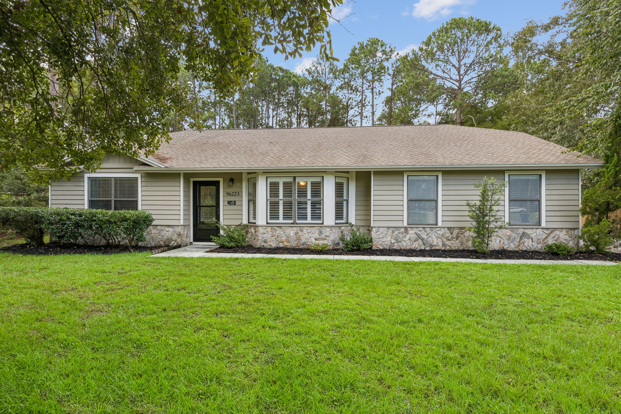 Welcome to 96223 Parliament Dr