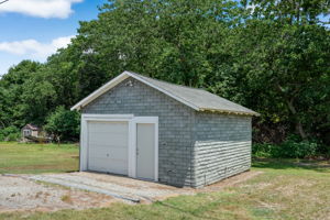 Detached Garage