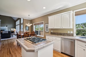 NW Fleischner St-S1308-024.jpg