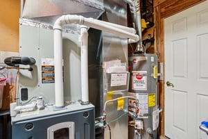 NW Fleischner St-S1308-035.jpg