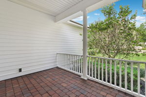 Front Entry Detail
