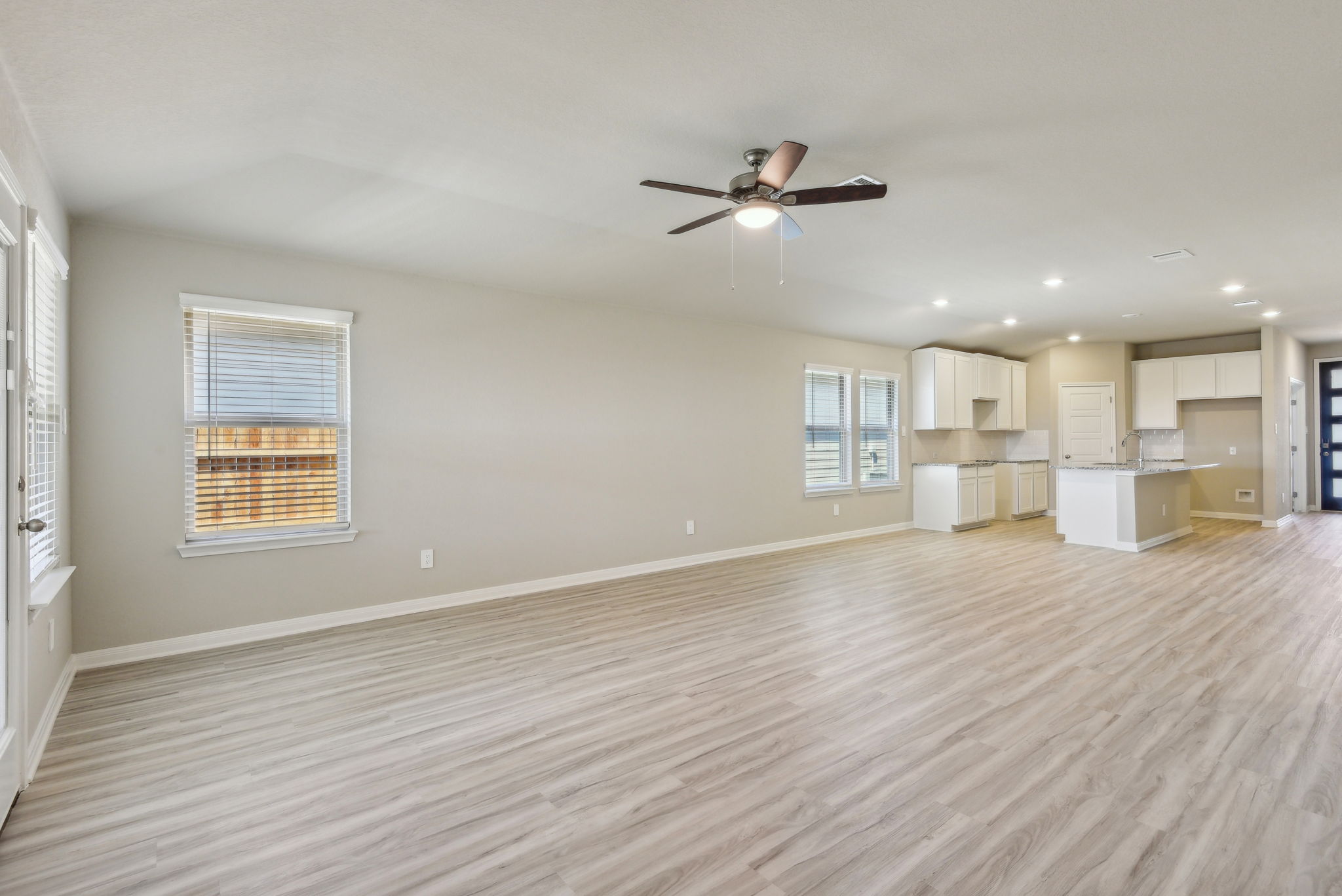  San Antonio- Catalina- 9626 Grand Via Blvd, Converse, TX, 78109-008