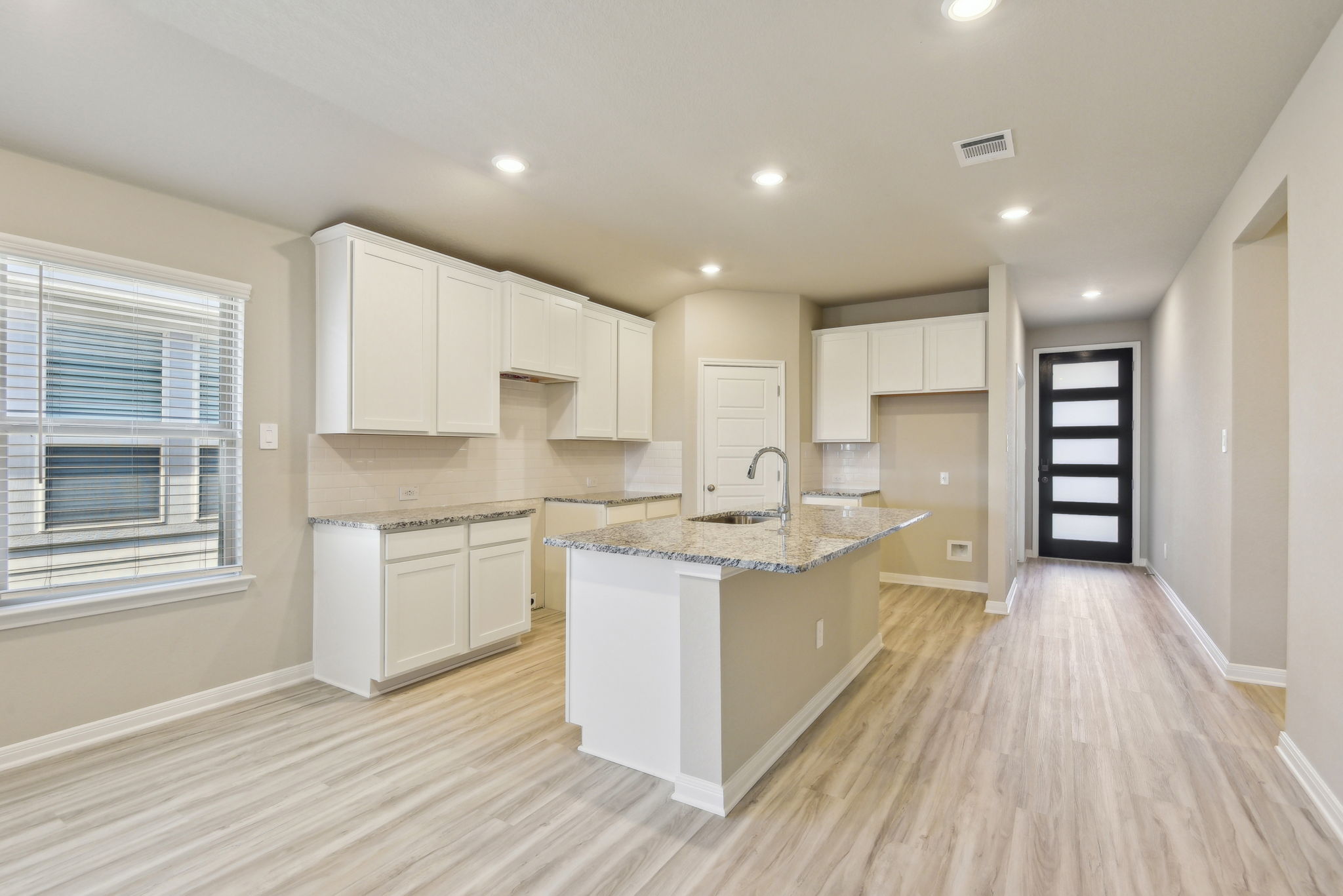 San Antonio- Catalina- 9626 Grand Via Blvd, Converse, TX, 78109-014