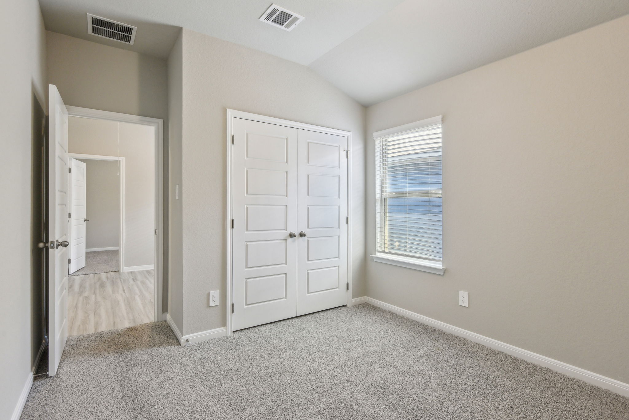  San Antonio- Catalina- 9626 Grand Via Blvd, Converse, TX, 78109-032