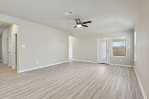  San Antonio- Catalina- 9626 Grand Via Blvd, Converse, TX, 78109-004